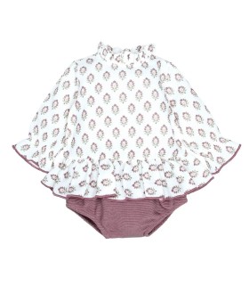 Jesusito bebé berenjena algodón estampado floral volante suave invierno en fondo blanco