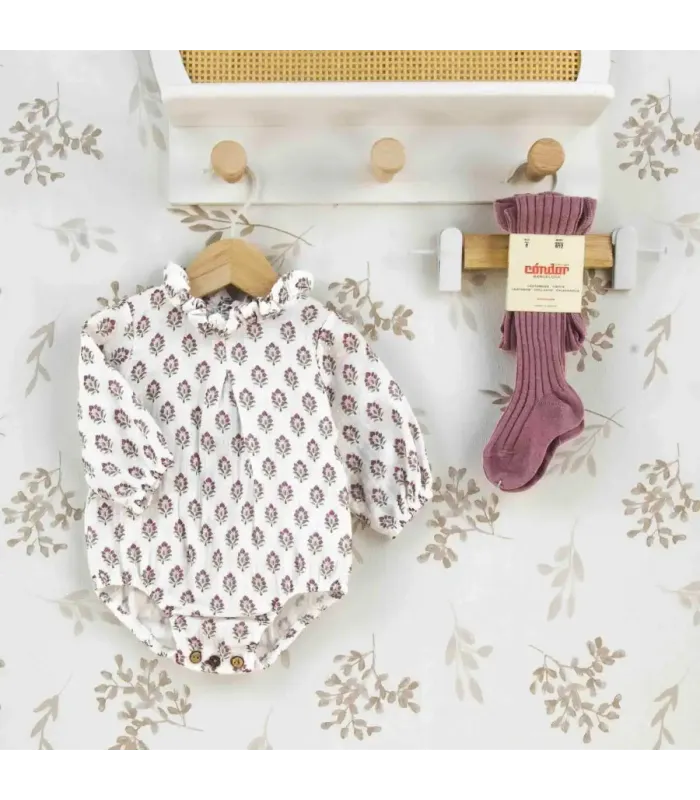 Pelele bebé berenjena algodón estampado floral cuello fruncido suave invierno