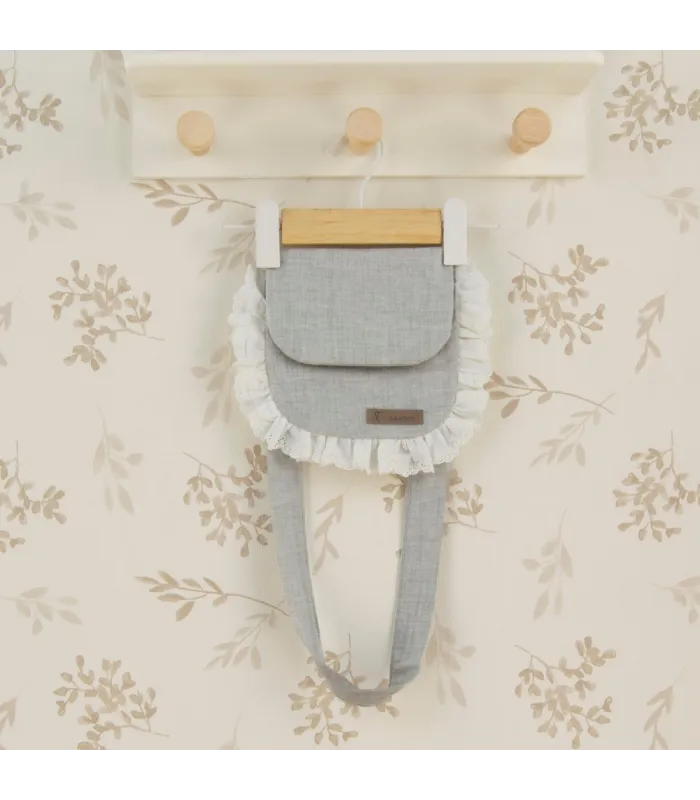 Bolso niña gris algodón puntilla volante lateral solapa cinta larga textura suave