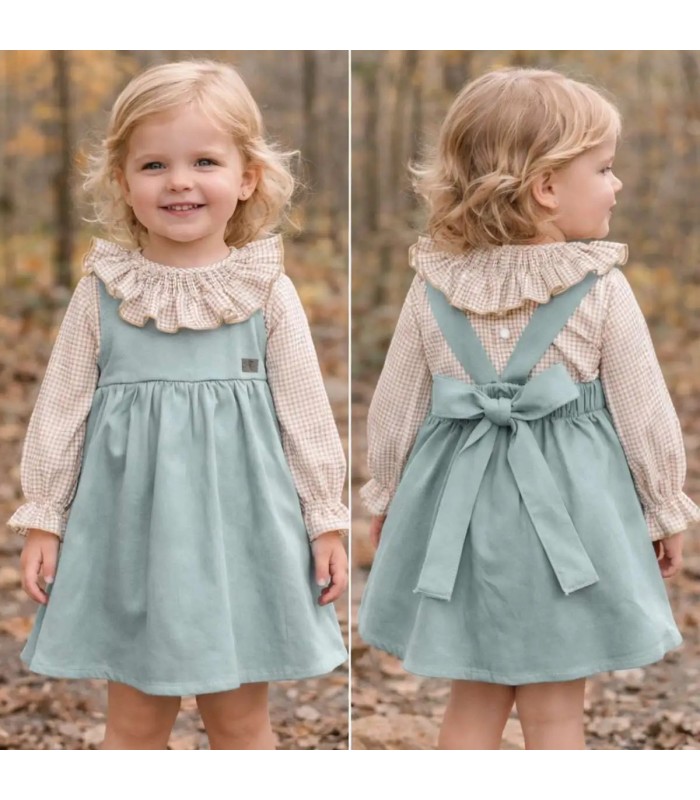 Niña con el Conjunto Pichi niña mint invierno con lazada central blusa vichy con volante y tejido algodón suave