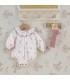 Pelele bebé nude floral Calamaro Grove invierno rosa empolvado mangas algodón estampado cuello volantes