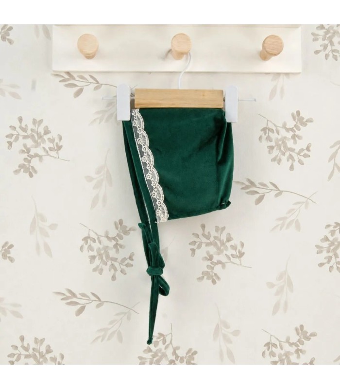 Capota bebé verde bosque con puntilla lateral tejido suave elegante invierno ajuste cómodo