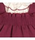 Detalle del jesusito bebé granate algodón vestido tirantes blusa estampada volante detalle