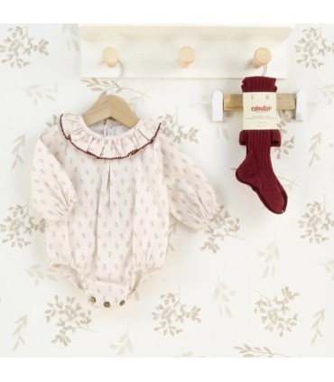Pelele bebé crudo algodón estampado cuello volante detalle contraste