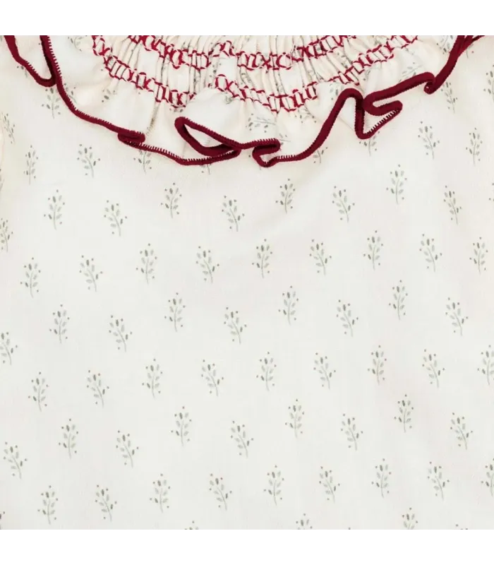 Detalle y estampado del pestido niña crudo algodón estampado cuello volante bordado detalle