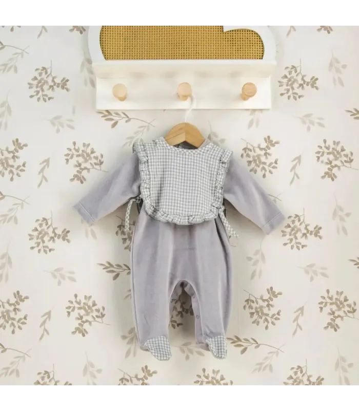 Pelele bebé gris algodón cuadros vichy volante lazos laterales textura suave invierno