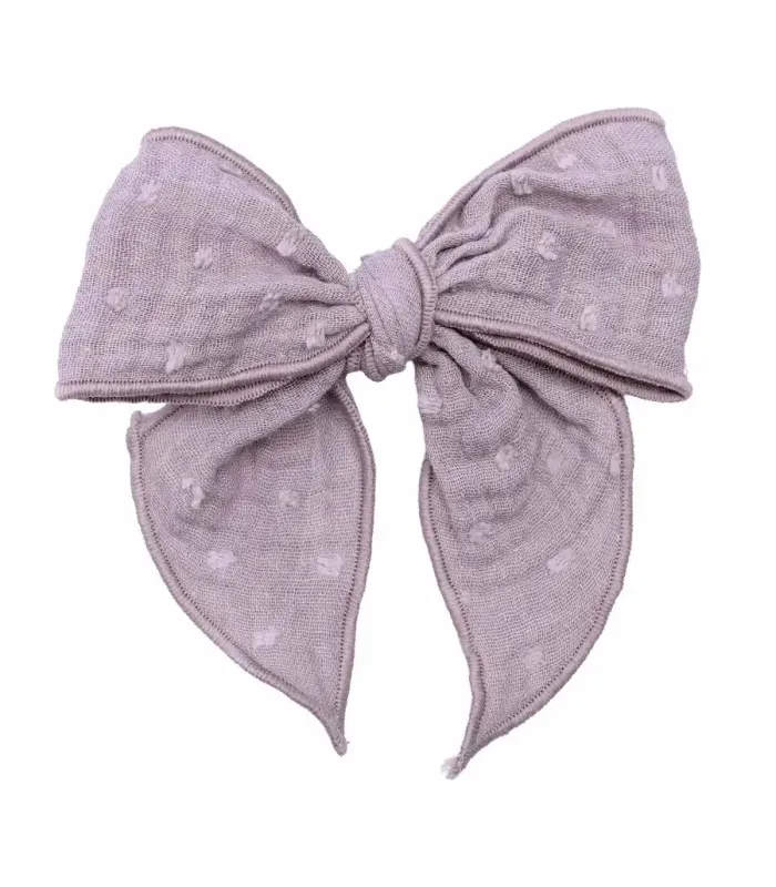 Lazo Pelo Bebé Malva algodón bambula lazada grande con pinza textura suave en fondo blanco