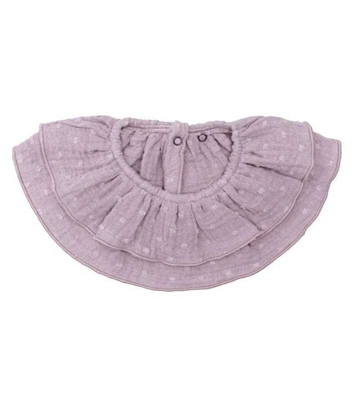 Babero Volante Bebé Malva algodón bambula forma circular fruncido elegante en fondo blanco