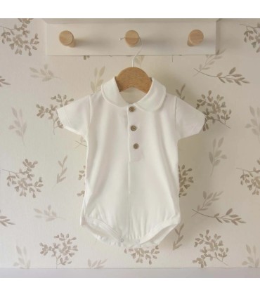 body bebé blanco botones frontales algodón suave detalle verano clásico elegante