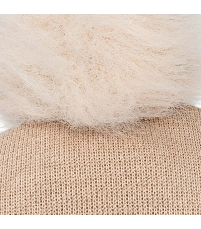 Detalle Gorro Bebé Arena tejido suave con pompón de pelo superior diseño cálido invierno