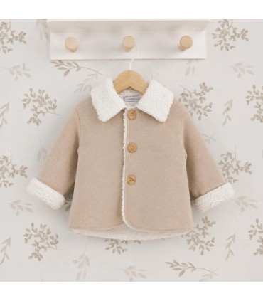 Abrigo Bebé Arena tejido suave con borreguito blanco en cuello y puños diseño elegante invierno