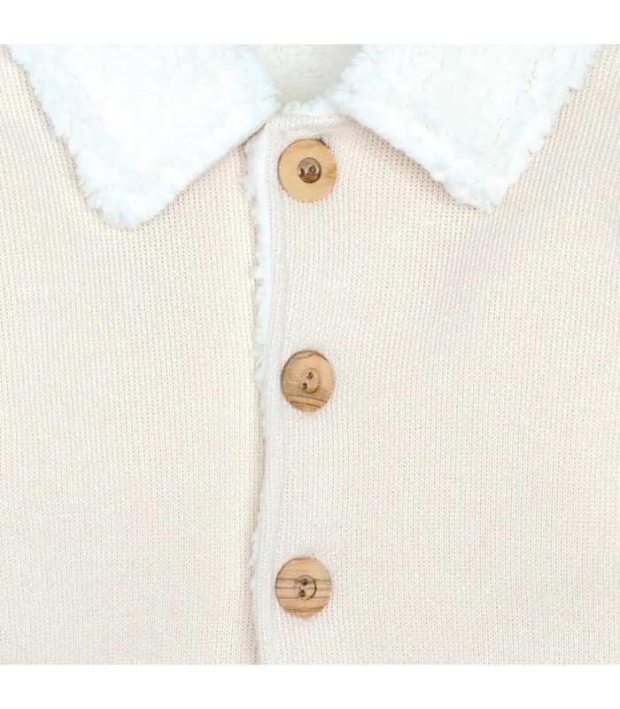 Detalles del diseño del Abrigo Bebé Crudo tejido suave con borreguito blanco en cuello y puños diseño elegante invierno