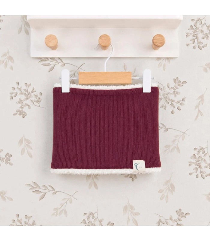 Cuello Bebé Granate tejido suave con interior borreguito blanco diseño cálido elegante invierno