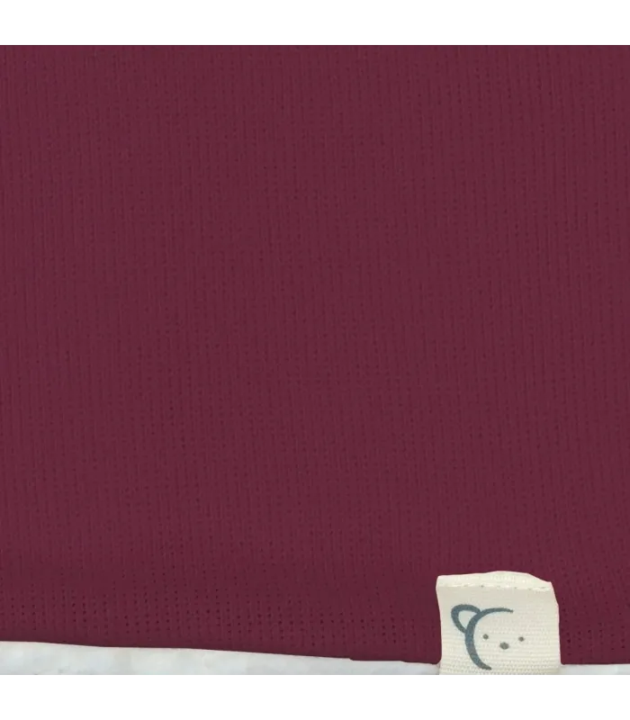 Detalles del diseño del Cuello Bebé Granate tejido suave con interior borreguito blanco diseño cálido elegante invierno