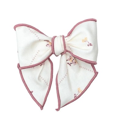 Lazo Pelo bebé nude floral pinza tela suave ribete rosa empolvado detalle elegante en fondo blanco