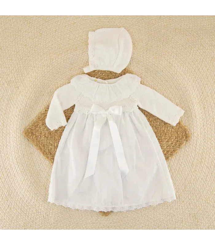 Faldón Minerva blanco con plumeti y lazo decorativo