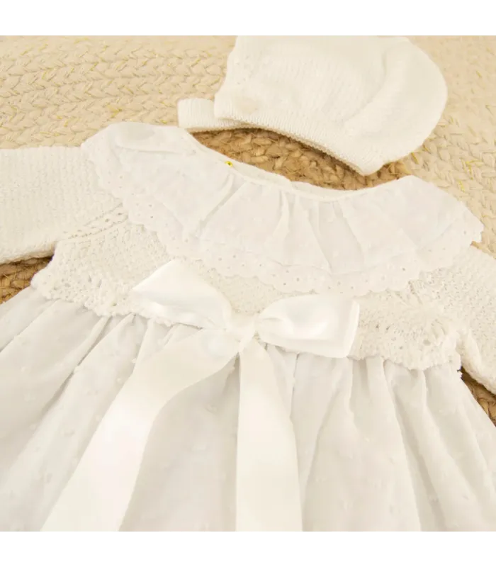 Faldón Blanco Plumeti y Lazo Minerva para Bebé