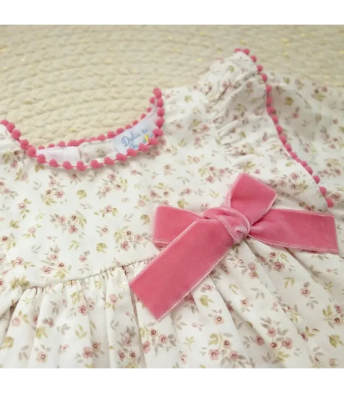 ▶️  Vestido Niña Flores Maquillaje.