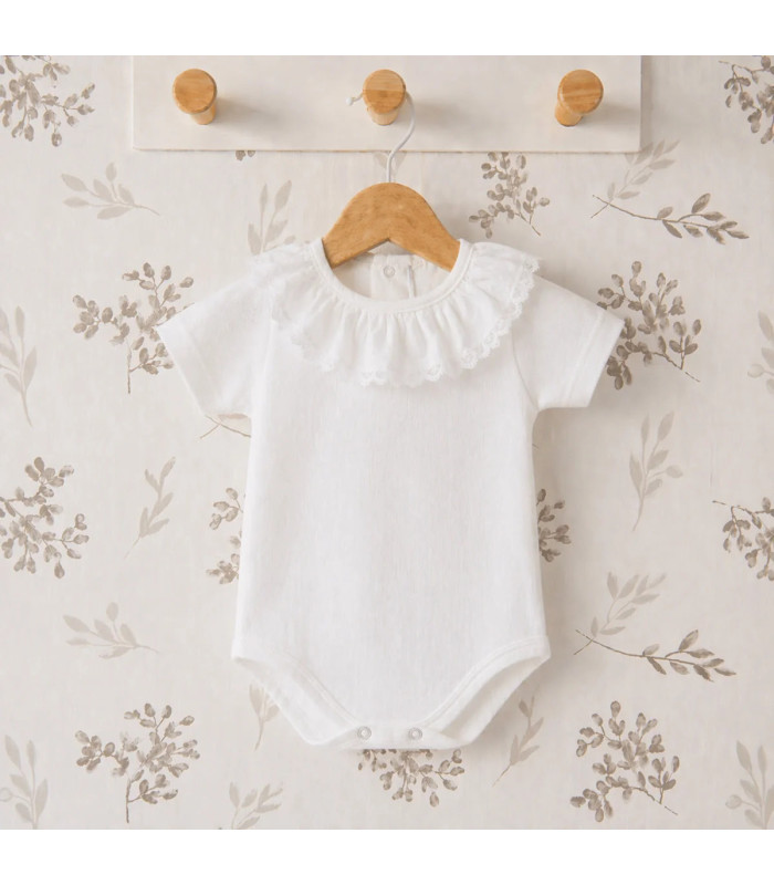 Body plumetilla blanco bebé volante verano