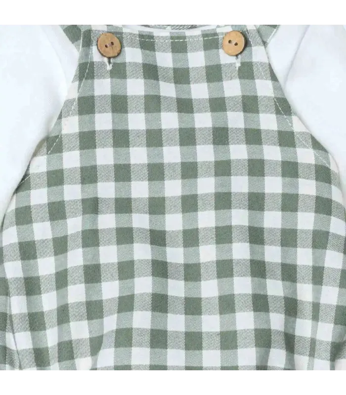 Diseño del conjunto bebé verde peto vichy tirantes botones madera camiseta algodón detalle clásico resistente