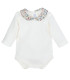 Diseño del Body Bebé Crudo cuello floral estampado algodón suave elegante infantil