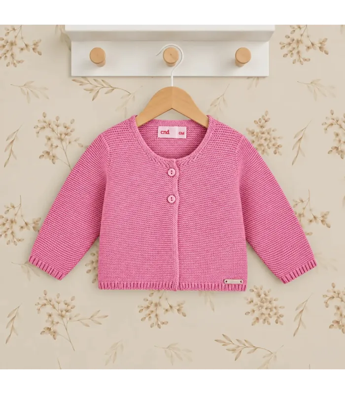 Chaqueta de bebé Cóndor rosa Red Sakura 584. Fondo estudio.