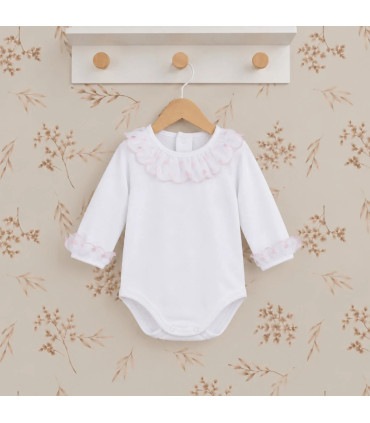Body Punbig Man Rosa de Calamaro de manga larga en blanco, con cuello de volante festoneado y detalles decorativos en rosa.