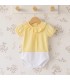 body bebé amarillo plumeti cuello volante algodón relieve detalle verano luminoso