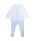 Conjunto polaina bebé celeste de algodón con camiseta blanca bordada y pantalón con pie en fondo blanco colección Antas Calamaro