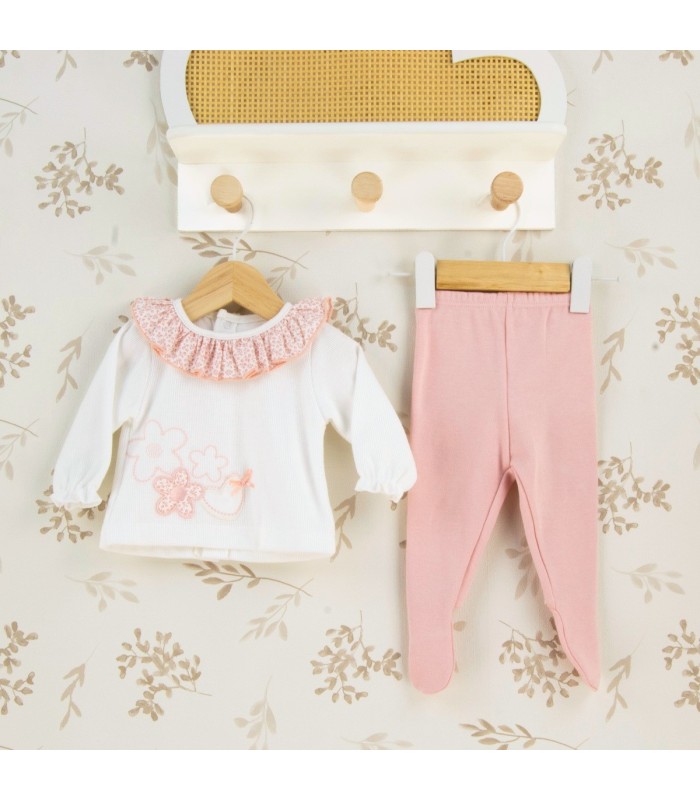 Conjunto Polaina bebé nude algodón con cuello bordado detalle delicado primera puesta invierno