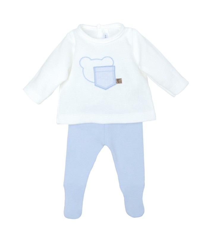 Conjunto Polaina bebé azul cielo algodón con cuello bordado detalle delicado primera puesta invierno en fondo blanco
