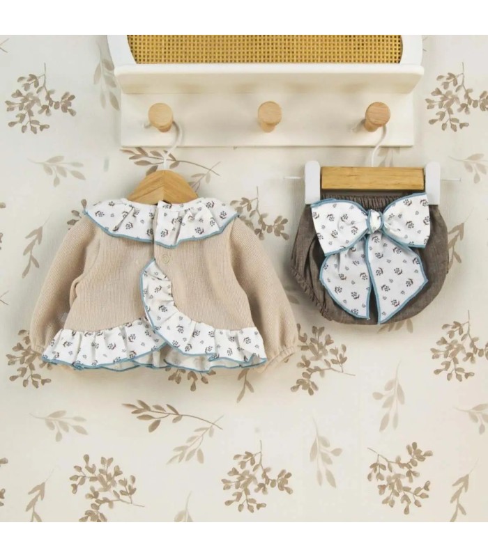 Trasero de conjunto Pololo bebé crudo volante cuello estampado ribete celeste pololo algodón invierno