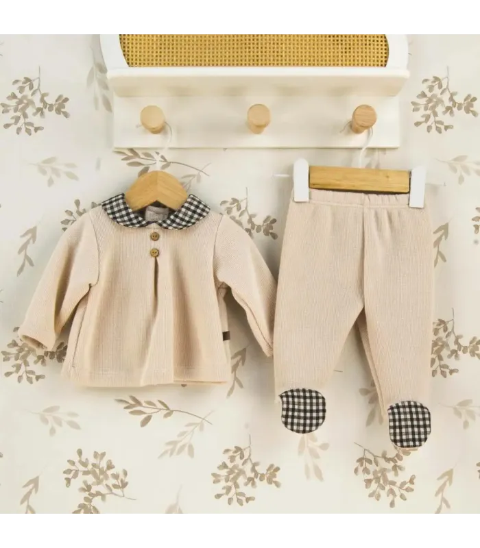 Conjunto Polaina bebé crudo cuello vichy botones tejido punto invierno
