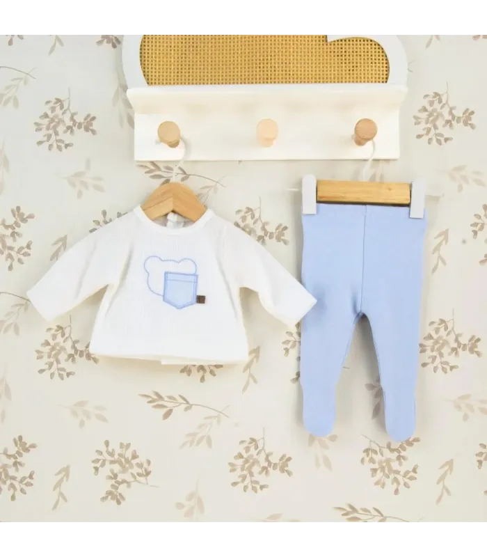 Conjunto Polaina bebé azul cielo algodón con cuello bordado detalle delicado primera puesta invierno