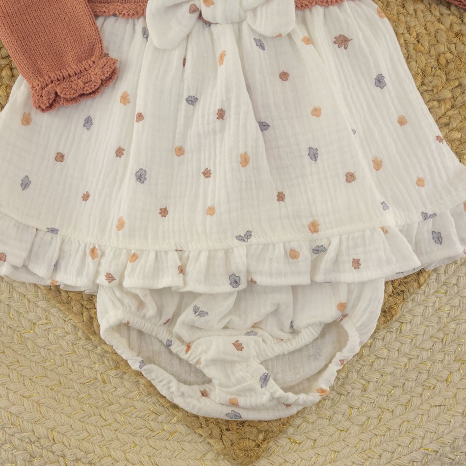 Jesusito con Capota Hojas de Otoño Teja - Imagen 3