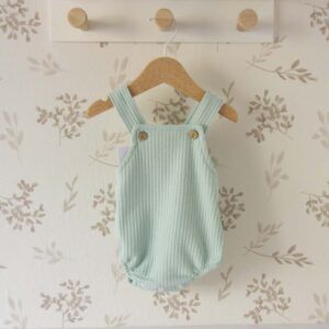 Peto bebe mint waffle Calamaro con tirantes y botones madera