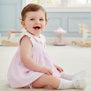 Jesusito bebé rosa rayas Dulce de Fresa con cuello pétalo