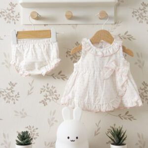 jesusito bebé rosa empolvado Calamaro Goa con volante y lazo lateral