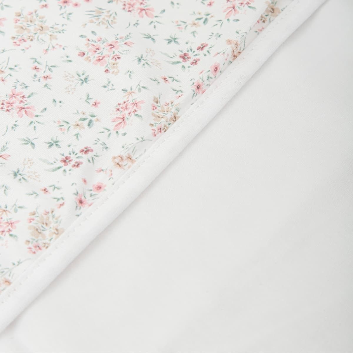 Arrullo Bebé Niña Floral Babidu Dulzura - Imagen 3