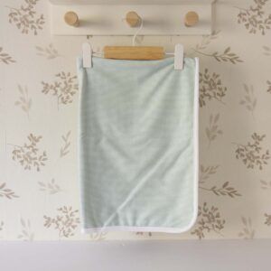 Arrullo bebé niño verde Babidu