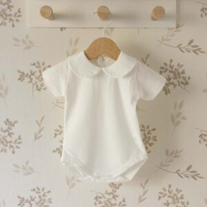 body bebé crudo cuello bebé redondo algodón suave detalle verano natural elegante