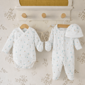 Pack nacimiento bebé algodón estampado barcos pijama body gorro manoplas textura suave ligera